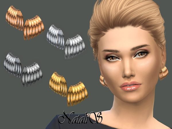 NataliS_Curved plate earrings.jpg