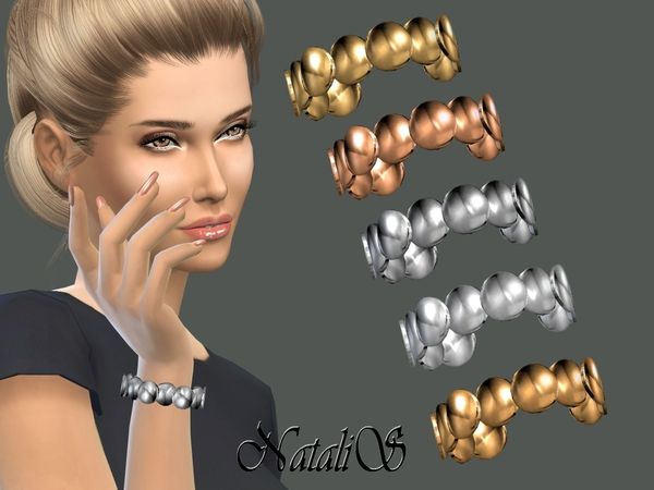 NataliS_Metal daped disc bracelet.jpg