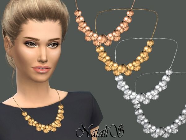 NataliS_Metal daped disc necklace.jpg