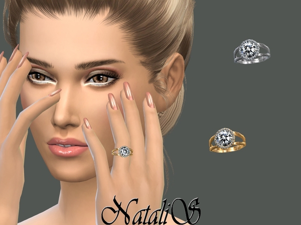 NataliS_Halo diamond engagement ring.jpg