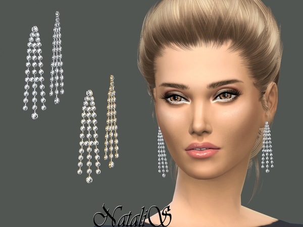 NataliS_Sparkling chandelier earrings.jpg