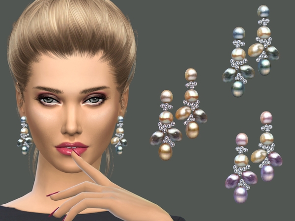 Multicolor perls earrings.jpg