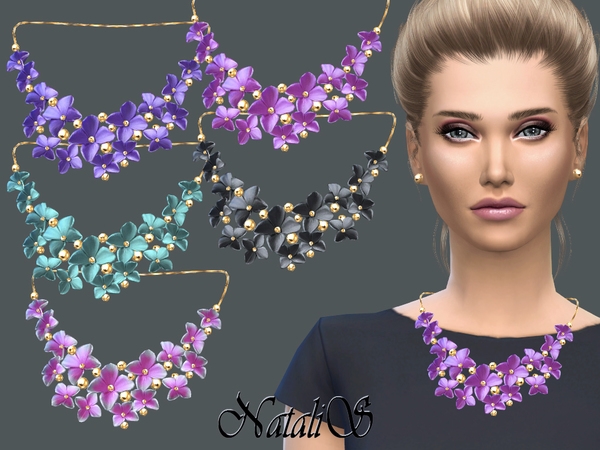 NataliS_Massive flower necklace.jpg