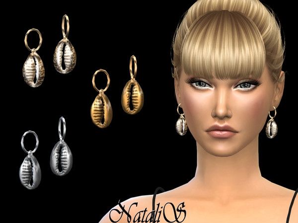 NataliS_Cowrie shell earrings.jpg