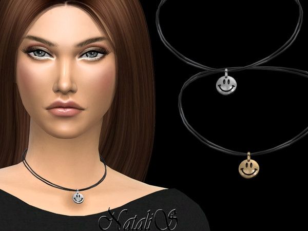 NataliS_Smiley face pendant.jpg